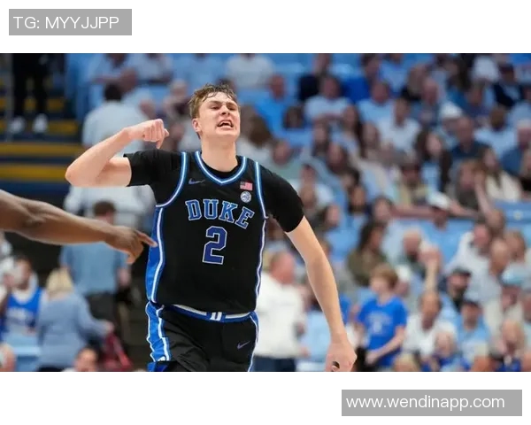 弗拉格谈球队进攻组织表现认为自己在3号位上有时显得僵硬