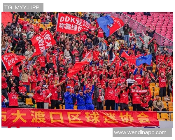 拜仁欧冠海报发布奥利塞比朔夫尤尔曼亮相展现球队风采