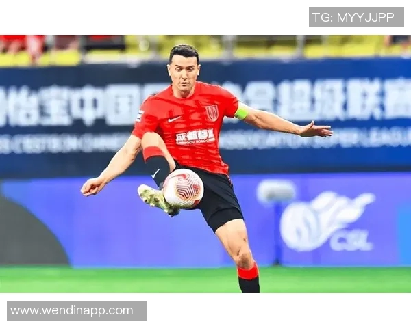 海港队回应辟谣周定洋加盟传闻强调转会窗口无关联系