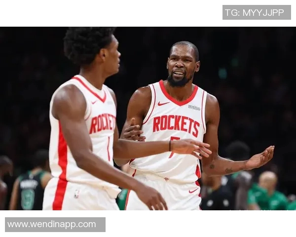 杜兰特全能发挥贡献22分5篮板11助攻但6次失误略显失常