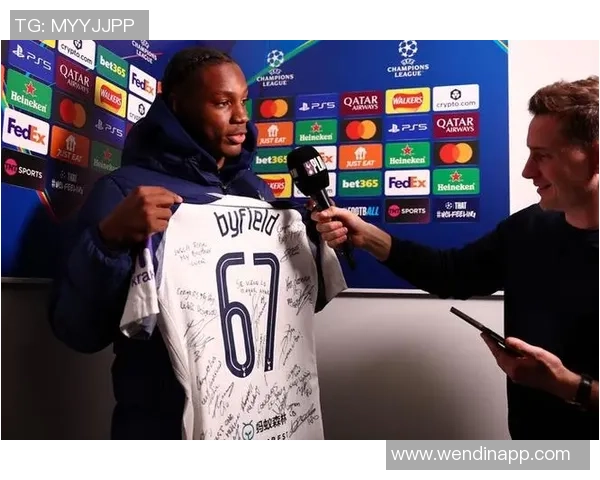 热刺青训新星拜菲尔德正式签约职业生涯首份合同展望未来 热刺青训新星拜菲尔德正式签约职业生涯首份合同展望未来